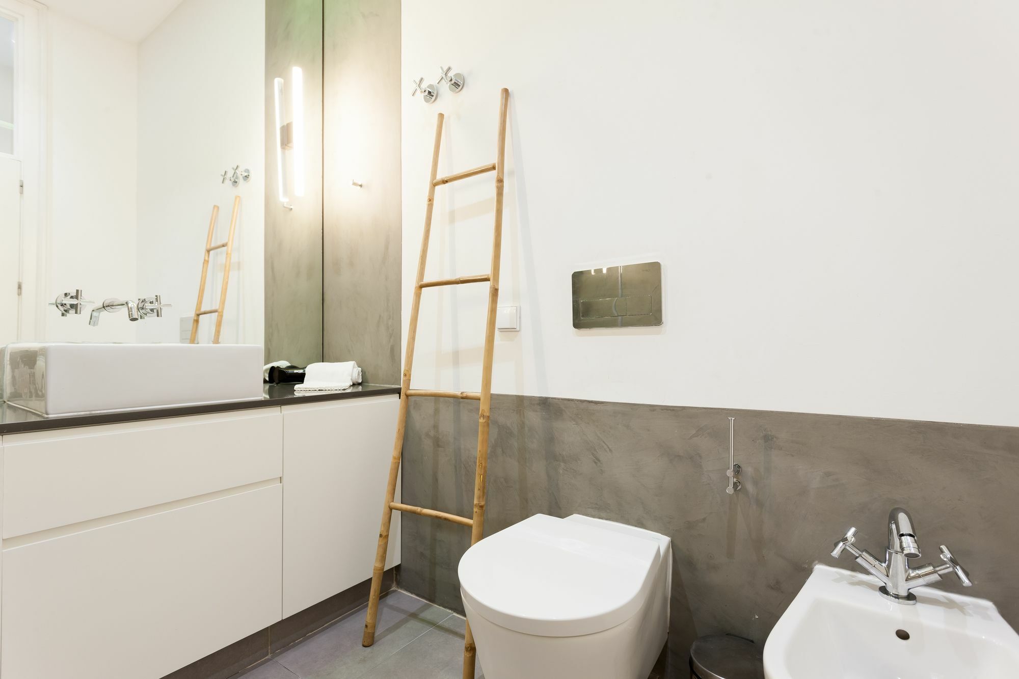Baixa Tile Blue Two-Bedroom Apartment - By Lu Holidays Lisboa Eksteriør billede