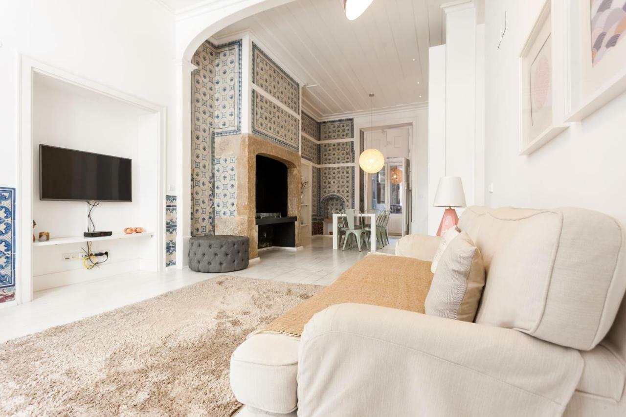 Baixa Tile Blue Two-Bedroom Apartment - By Lu Holidays Lisboa Eksteriør billede