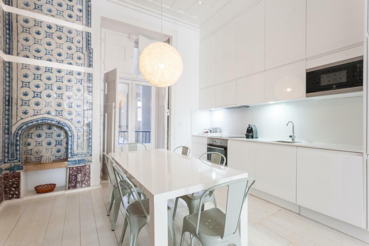 Baixa Tile Blue Two-Bedroom Apartment - By Lu Holidays Lisboa Eksteriør billede