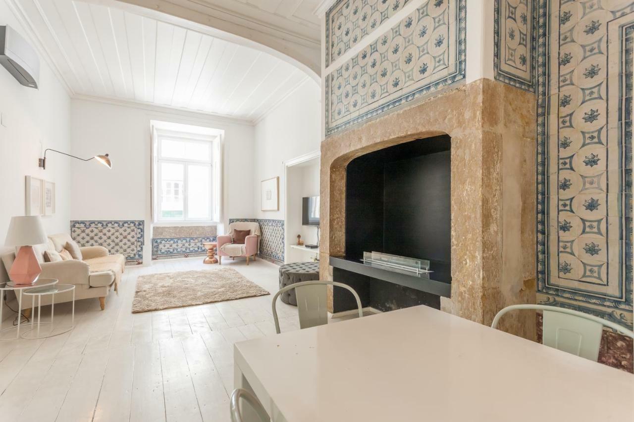 Baixa Tile Blue Two-Bedroom Apartment - By Lu Holidays Lisboa Eksteriør billede